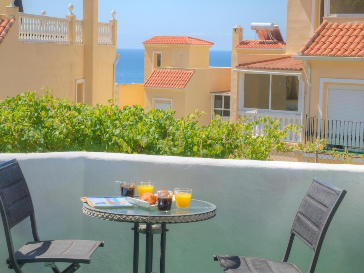 Cristos Beach Apartment Estepona Dış mekan fotoğraf