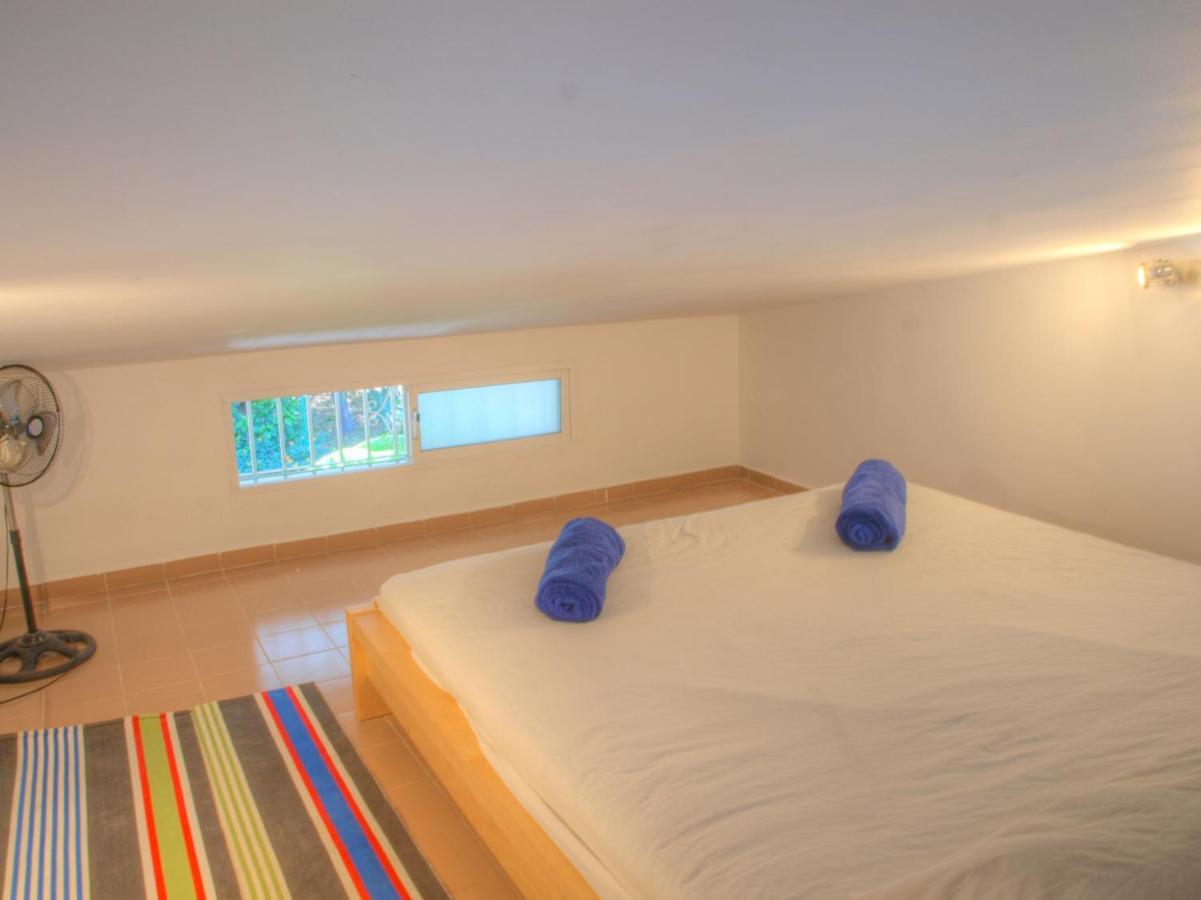 Cristos Beach Apartment Estepona Dış mekan fotoğraf